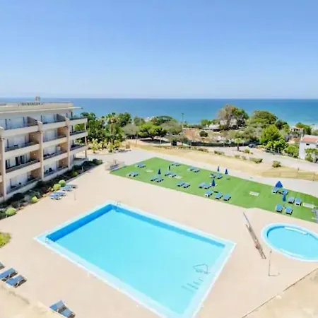 Pool, And Sun @ Quinta Da Barracuda C 04 Appartement Albufeira